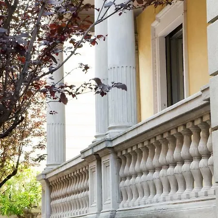 Апартаменты Joivy Splendid 3br With Parking And Terrace In *
