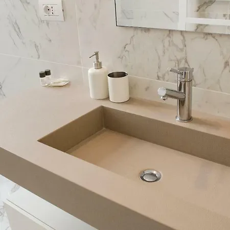 Joivy Splendid 3br With Parking And Terrace In Όπως