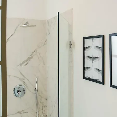 Joivy Splendid 3br With Parking And Terrace In Апартаменты *